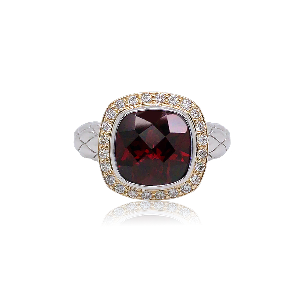 Timeless Ring with 18k Gold & Diamonds | Rhodolite