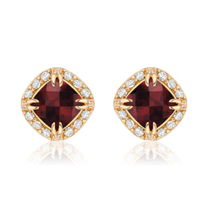 Urban Chic 18K Gold Studs with Diamonds | Garnet