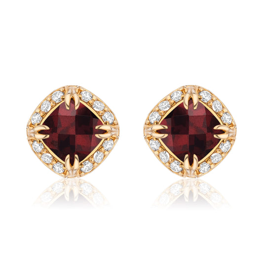 Urban Chic 18K Gold Studs with Diamonds | Garnet